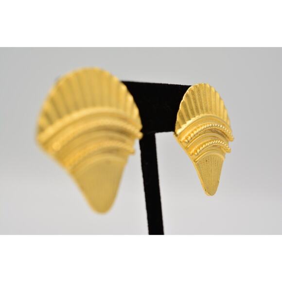 Pakula Vintage Clip On Earrings Clam Shell Brushed Gold Signed Chunky 80s BinAS - Picture 5 of 12